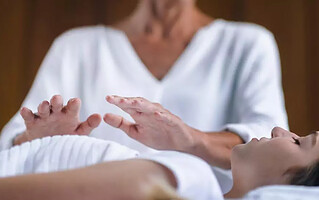 Massage holistique énergétique : qu'est-ce que le reiki ?