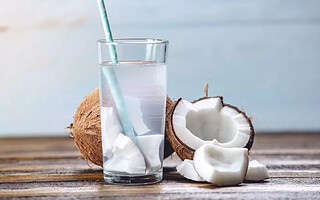 Les 7 grands bienfaits de l'eau de coco