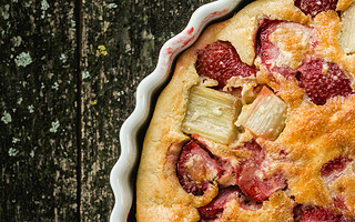Recette : et si on essayait le clafoutis à la rhubarbe ?