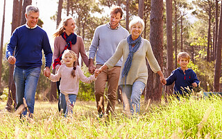 Voyages intergénérationnels : partir avec enfants et petits-enfants