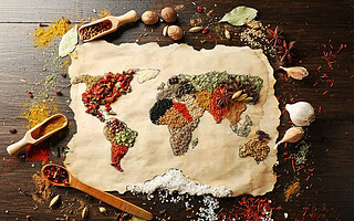 « Le Monde à table » : découvrez de nouvelles habitudes alimentaires